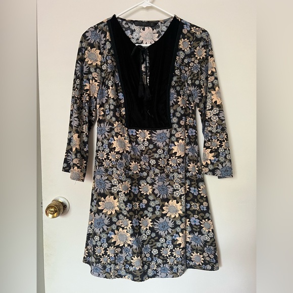 Zara Dresses & Skirts - Zara mini dress